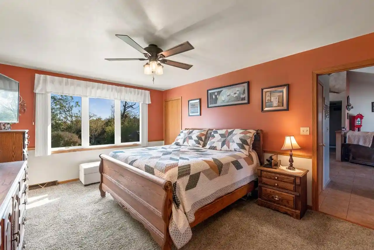 Photo 3 of Single family home for sale at 1419 Crk Side Dr, Burlington, WI 53105 | MLS# 1986020 | Listing updated on 2026-10-28