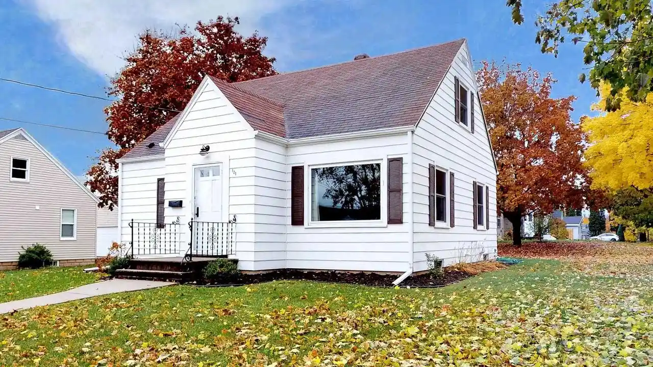 Photo 1 of Single family home for sale at 121 W 1st Street, Kimberly, WI 54136 | MLS# 50334871 | Listing updated on 2026-10-23