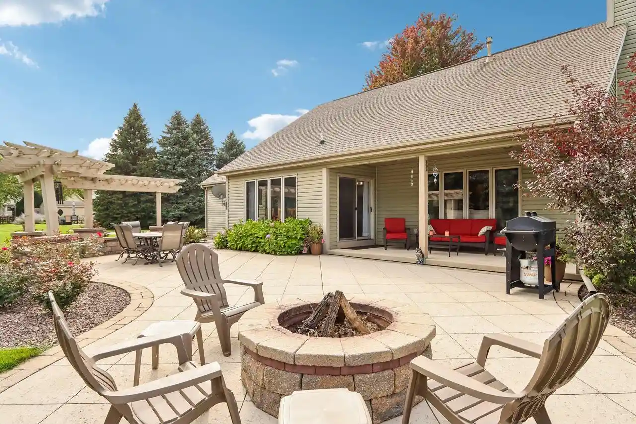 Single family home for sale at W309n7418 Northern Dancer Run, Hartland, WI 53029 | MLS# 1986028