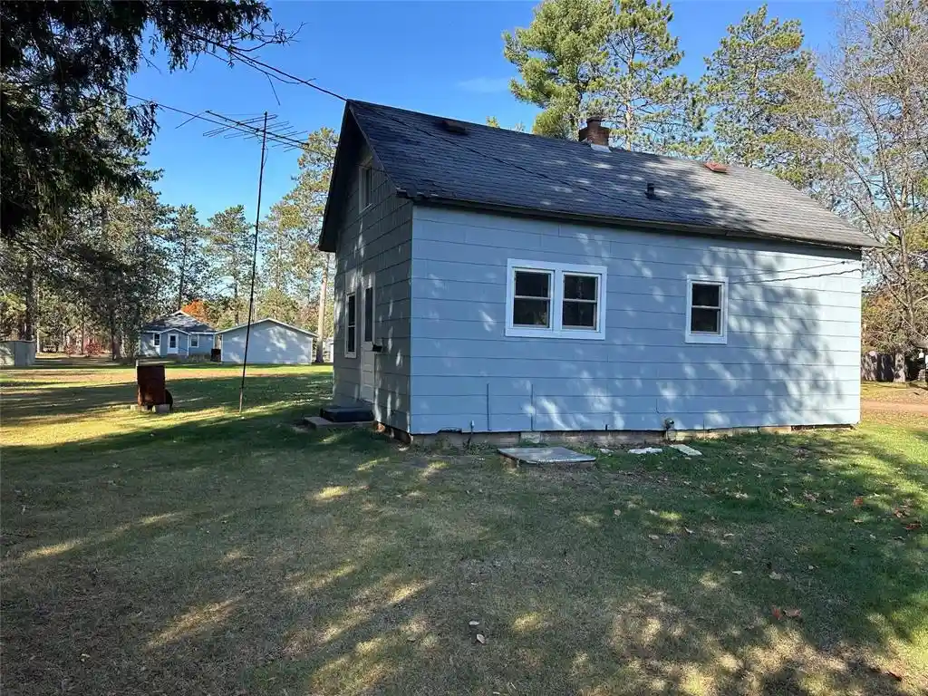 Photo 4 of Single family home for sale at 9942 State Hwy 27, Hayward, WI 54843 | MLS# 1606238 | Listing updated on 2026-10-27