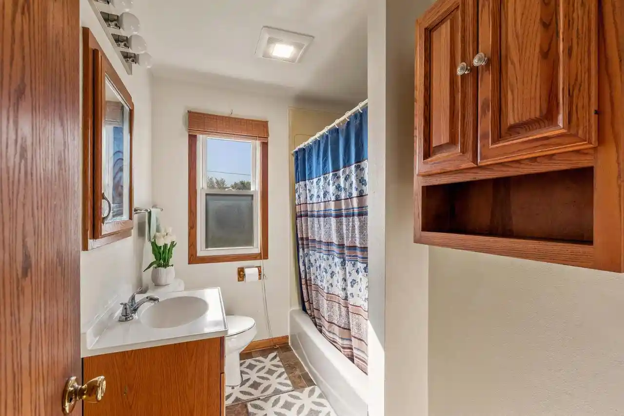 Photo 2 of Single family home for sale at 4901 W Howard Ave, Milwaukee, WI 53220 | MLS# 1986053 | Listing updated on 2026-10-23