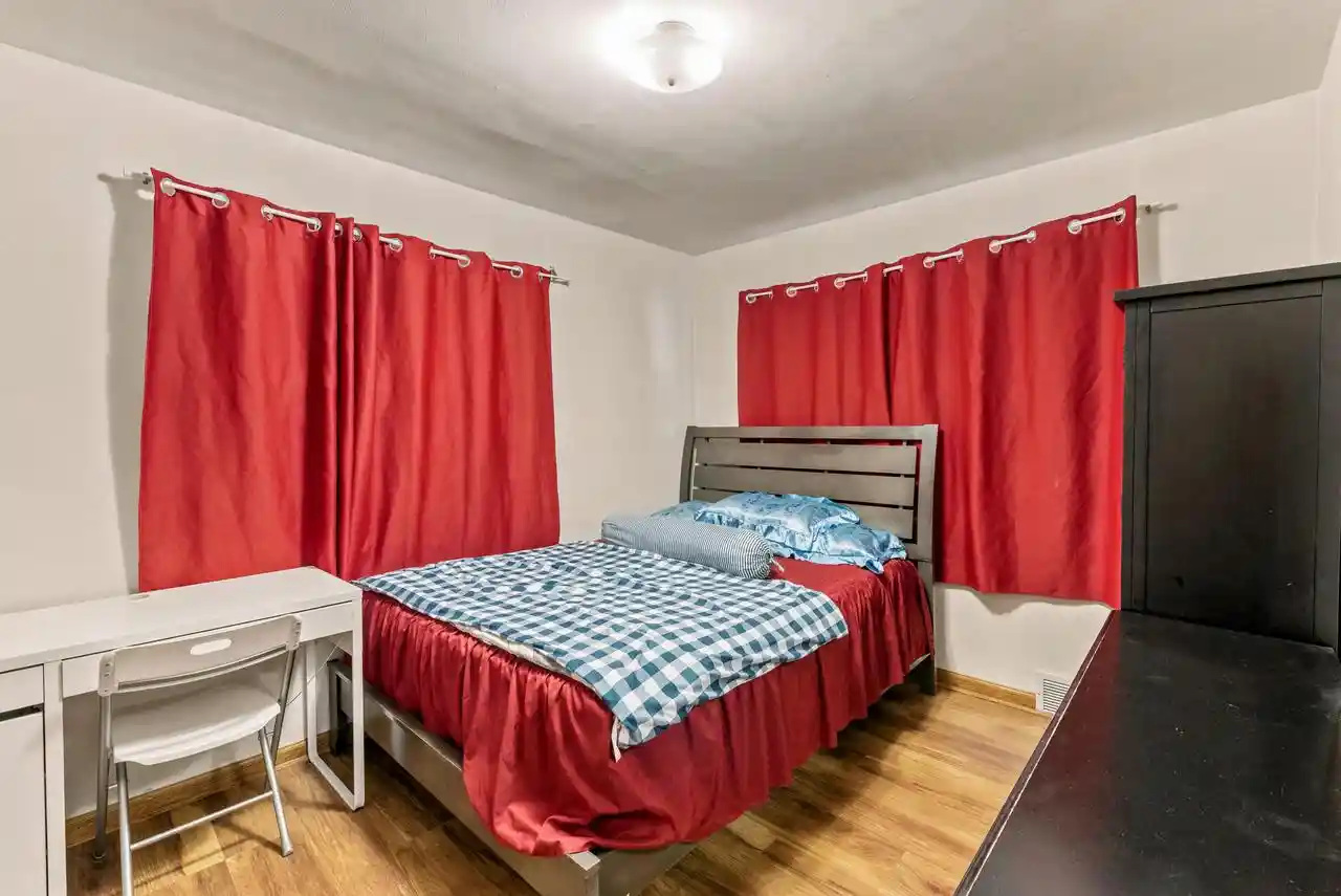 Photo 4 of Single family home for sale at 4901 W Howard Ave, Milwaukee, WI 53220 | MLS# 1986053 | Listing updated on 2026-10-23