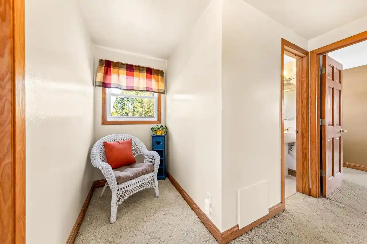 Photo 1 of Single family home for sale at 1900 Wealthy St, Waukesha, WI 53188 | MLS# 1986091 | Listing updated on 2026-10-29