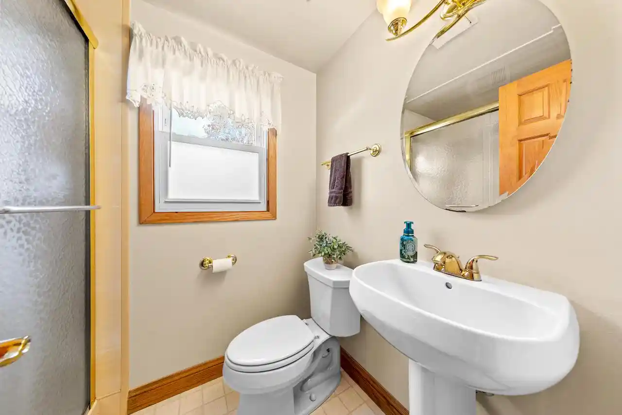 Photo 2 of Single family home for sale at 1900 Wealthy St, Waukesha, WI 53188 | MLS# 1986091 | Listing updated on 2026-10-29
