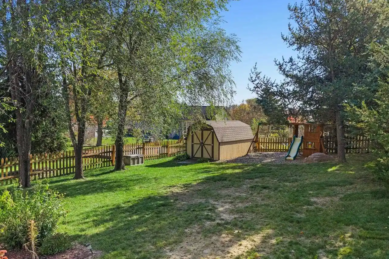 Photo 2 of Single family home for sale at 23 Barbara Ann Dr, Reedsburg, WI 53959 | MLS# 2035335 | Listing updated on 2026-10-26