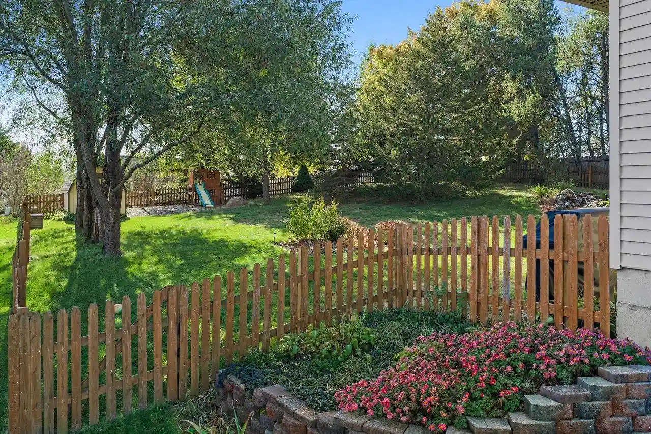 Photo 3 of Single family home for sale at 23 Barbara Ann Dr, Reedsburg, WI 53959 | MLS# 2035335 | Listing updated on 2026-10-26