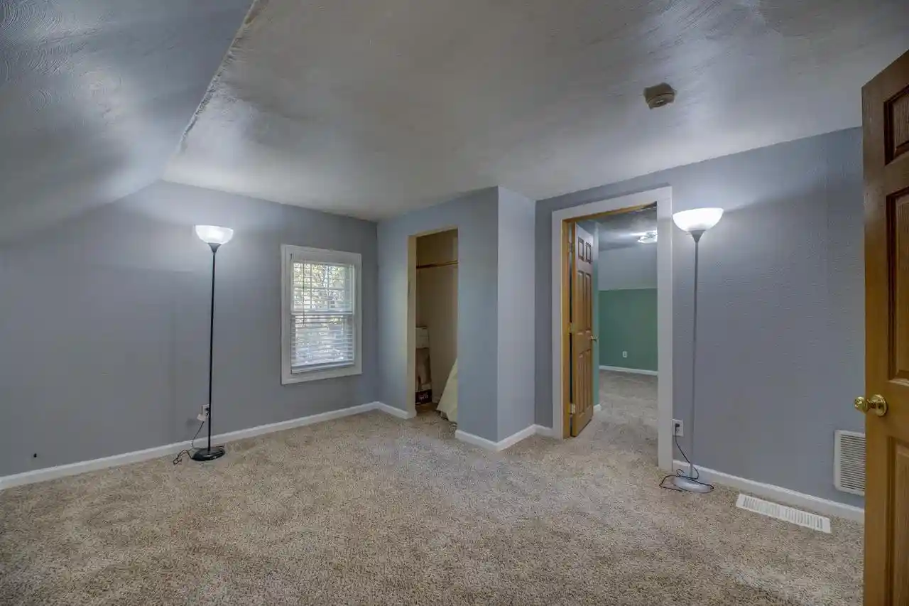 Photo 4 of Single family home for sale at 11420 E L J Townline Rd, Whitewater, WI 53190 | MLS# 2035341 | Listing updated on 2026-10-27