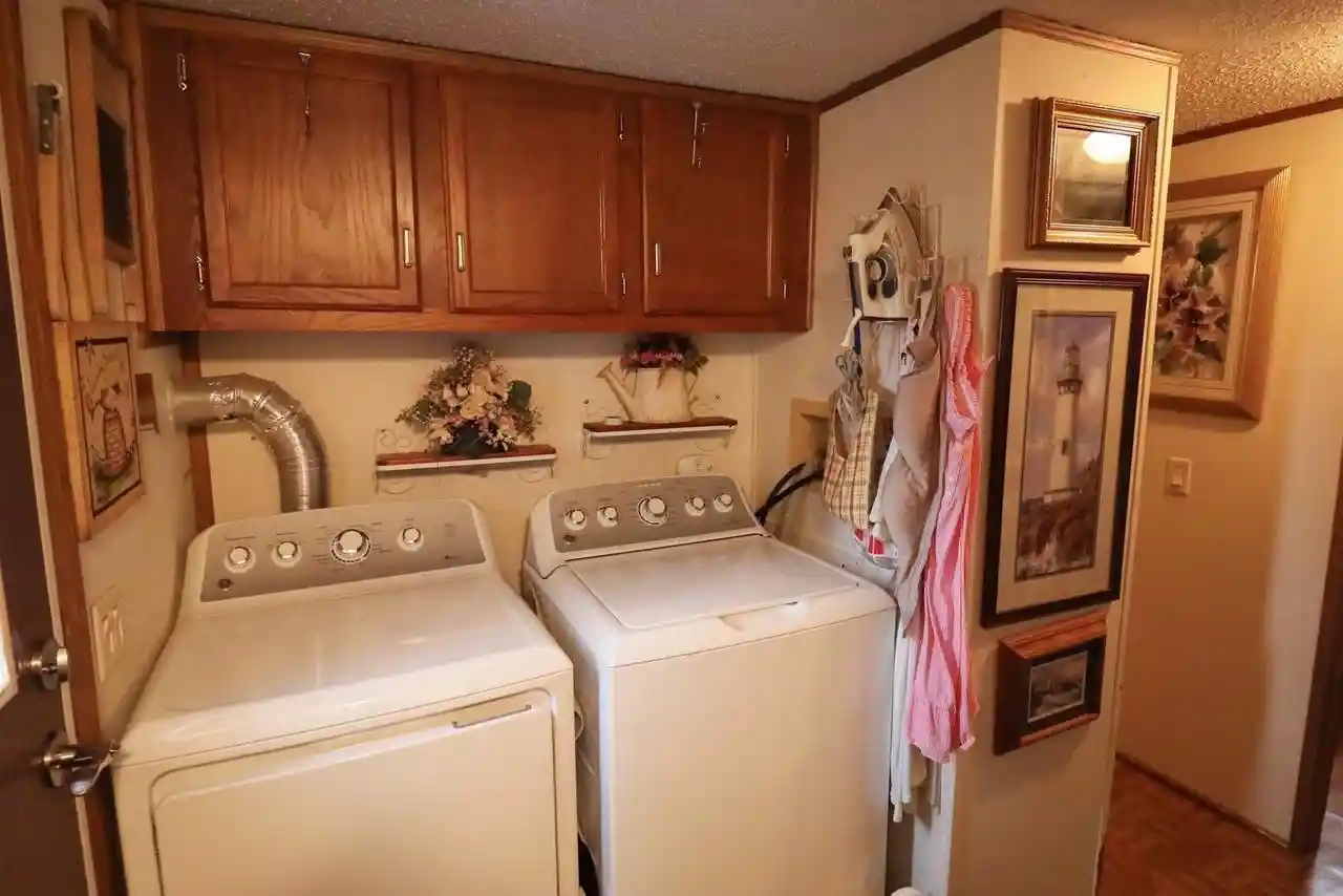 Photo 1 of Single family home for sale at 285 James St, Tomah, WI 54660 | MLS# 2035345 | Listing updated on 2026-10-25