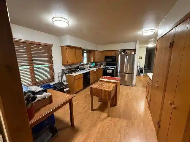 Photo 3 of Single family home for sale at 1725 Elizabeth St, Baraboo, WI 53913 | MLS# 2035347 | Listing updated on 2026-10-28