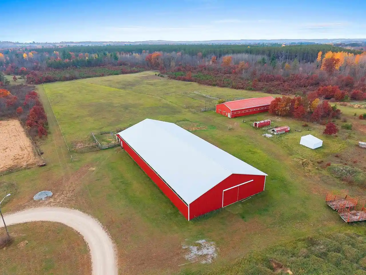 Photo 4 of Single family home for sale at W9041 Airport Rd, Crivitz, WI 54114 | MLS# 50334879 | Listing updated on 2026-10-28