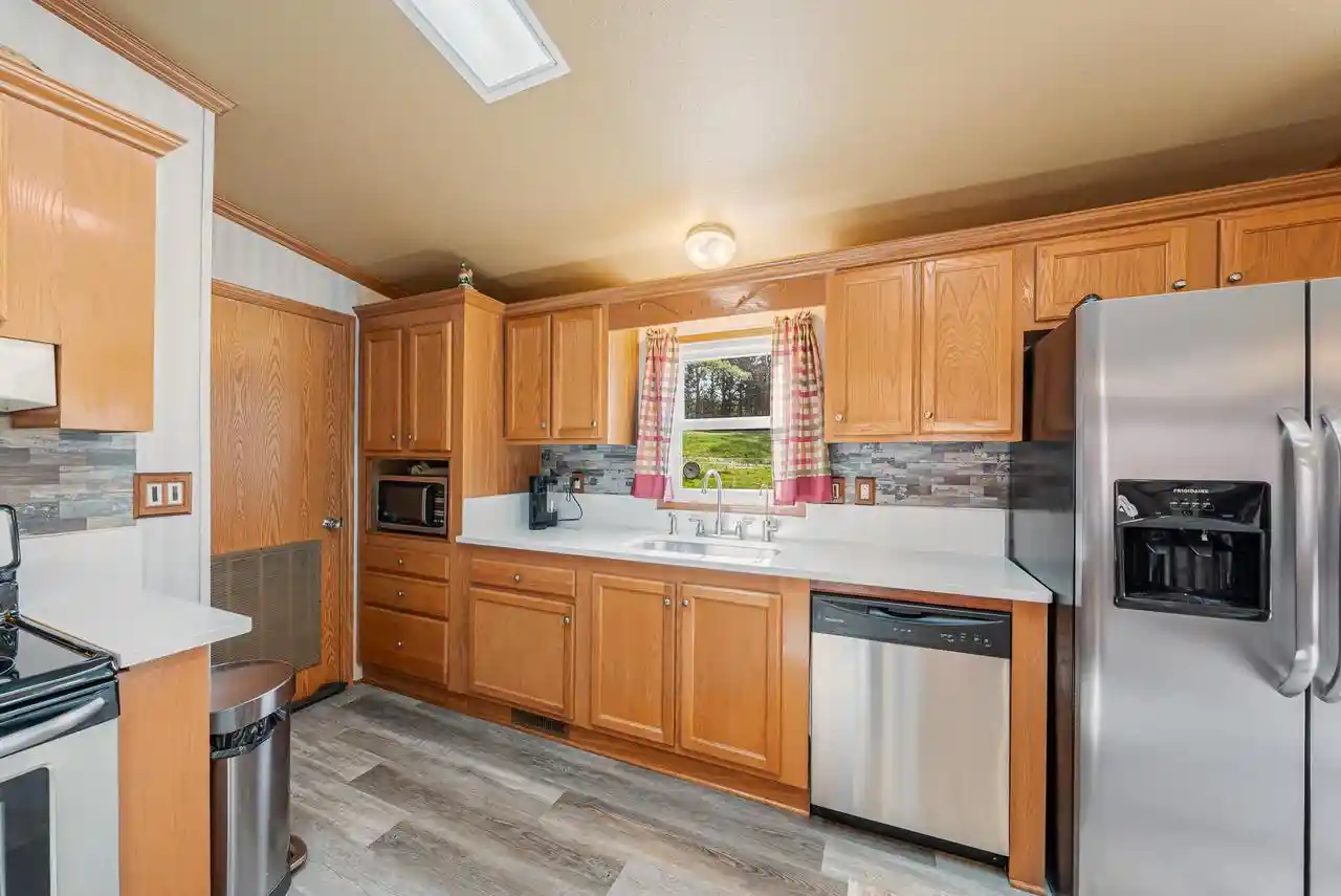 Photo 4 of Single family home for sale at 4717 N Pine St, Pine River, WI 54965 | MLS# 50334887 | Listing updated on 2026-10-26