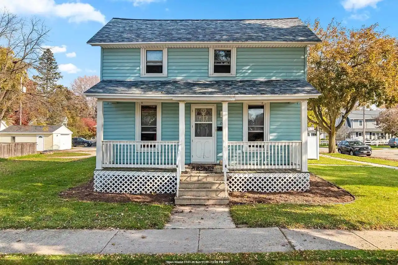 Photo 1 of Single family home for sale at 202 N Superior St, De Pere, WI 54115 | MLS# 50334885 | Listing updated on 2026-10-29