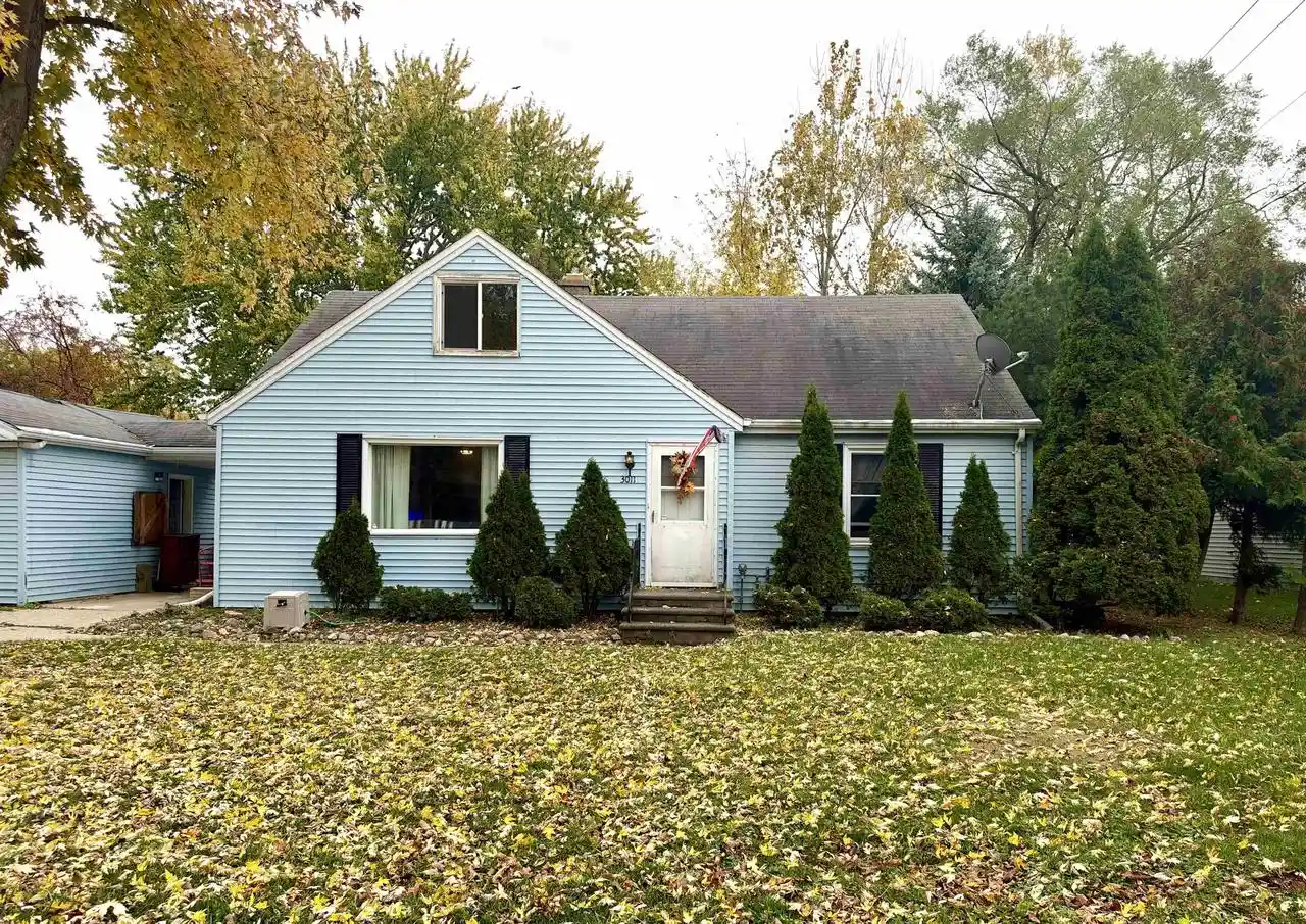 Photo 2 of Single family home for sale at 3011 Linck Ct, Green Bay, WI 54301 | MLS# 50334895 | Listing updated on 2026-10-26