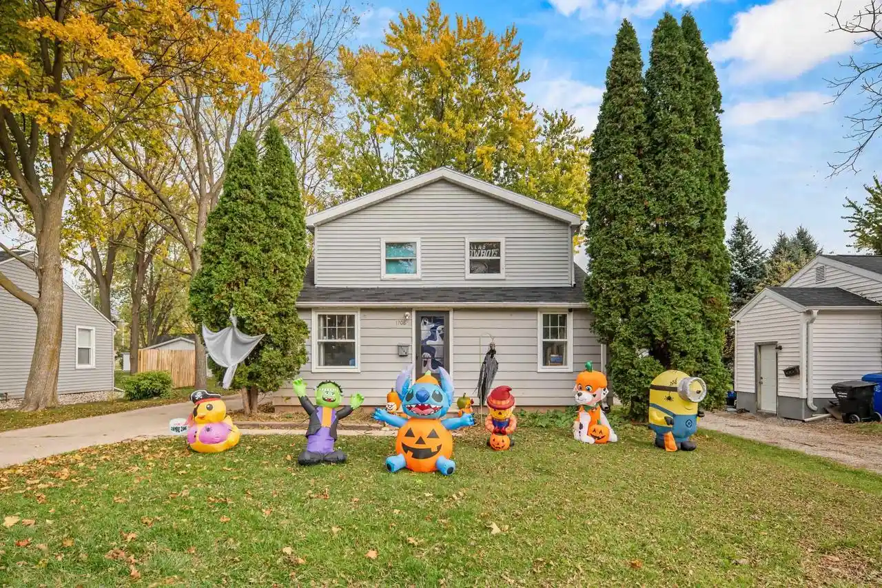 Single family home for sale at 1708 N Wilmer St, Appleton, WI 54911 | MLS# 50334889