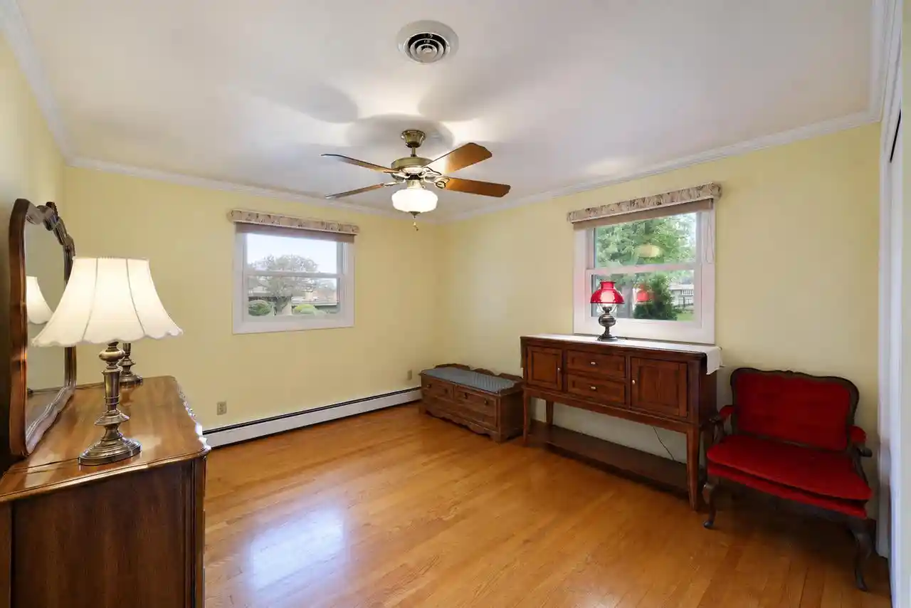 Photo 2 of Single family home for sale at 463 St Bernard Dr, Green Bay, WI 54302 | MLS# 50334891 | Listing updated on 2026-10-28