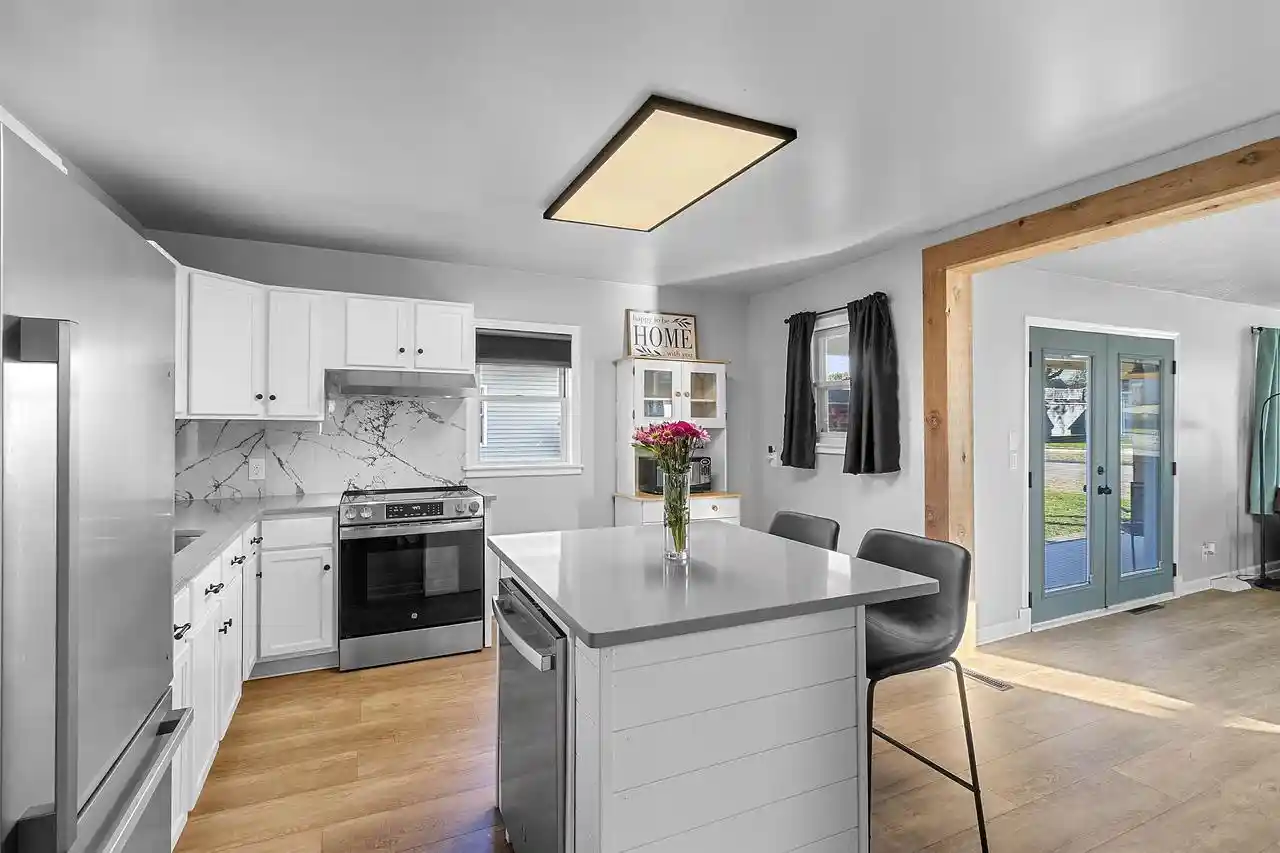 Photo 2 of Single family home for sale at 414 W 9th Street, Kaukauna, WI 54130 | MLS# 50334892 | Listing updated on 2026-10-28