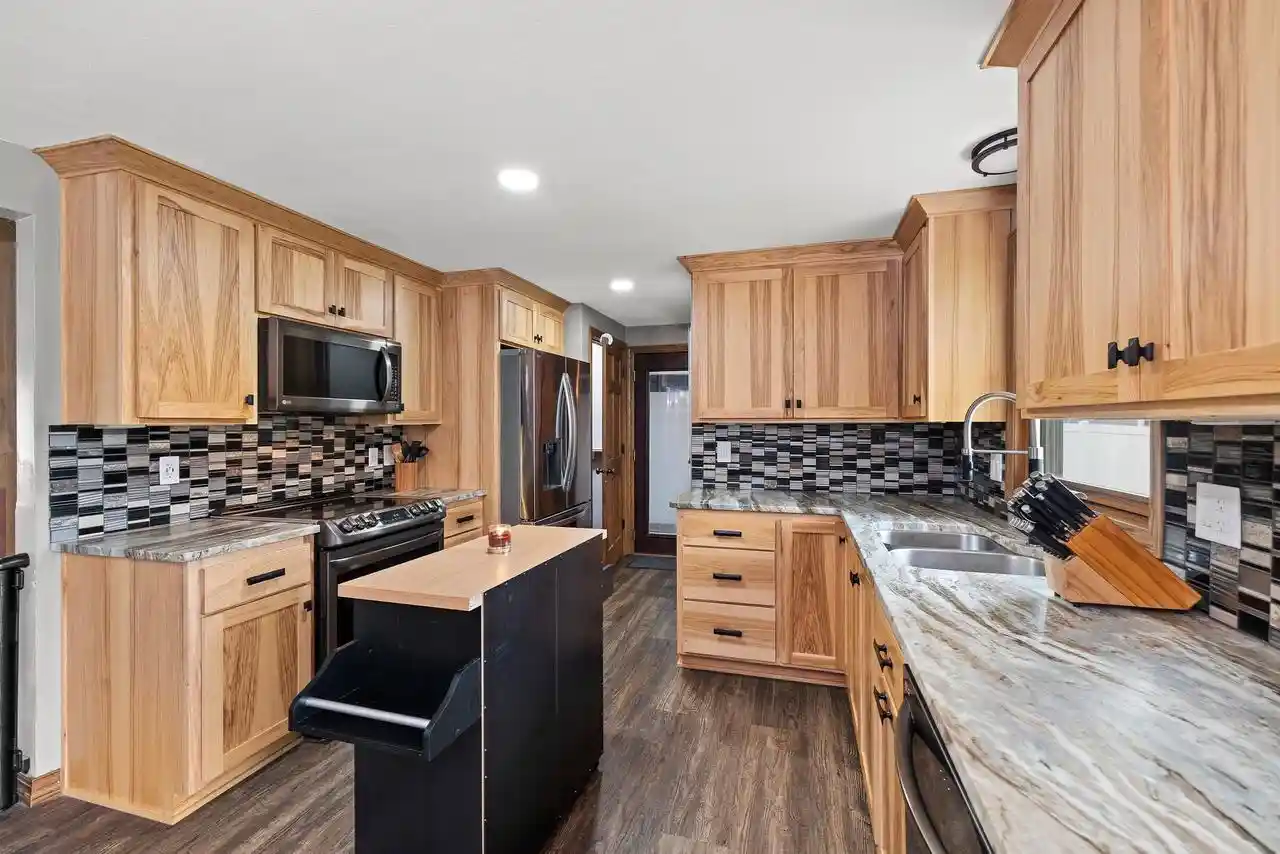 Photo 3 of Single family home for sale at 2222 Barberry Ln, Green Bay, WI 54304 | MLS# 50334899 | Listing updated on 2026-10-27