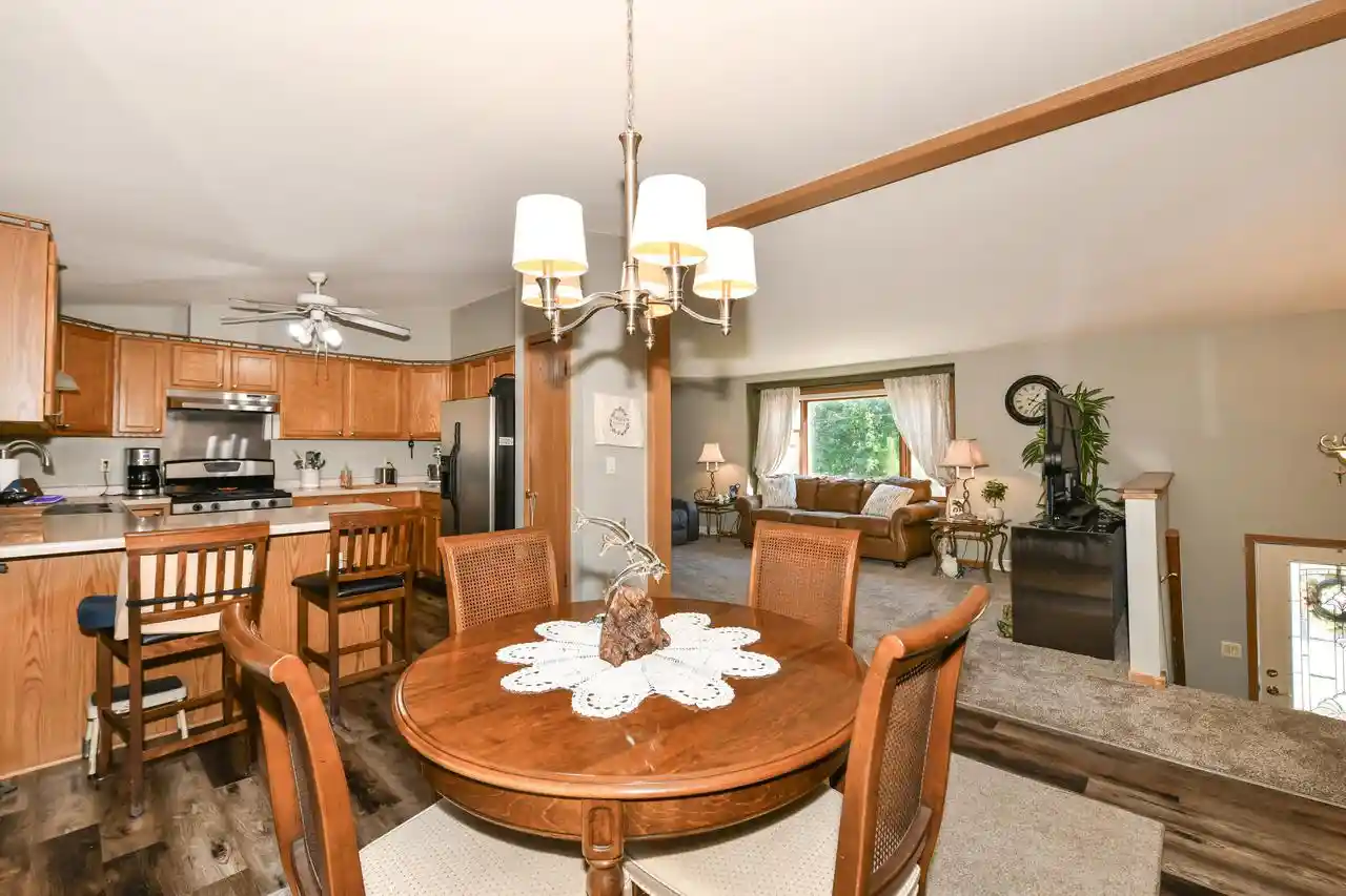 Photo 4 of Single family home for sale at 4444 Waterford Dr, Waterford, WI 53185 | MLS# 1986189 | Listing updated on 2026-10-29