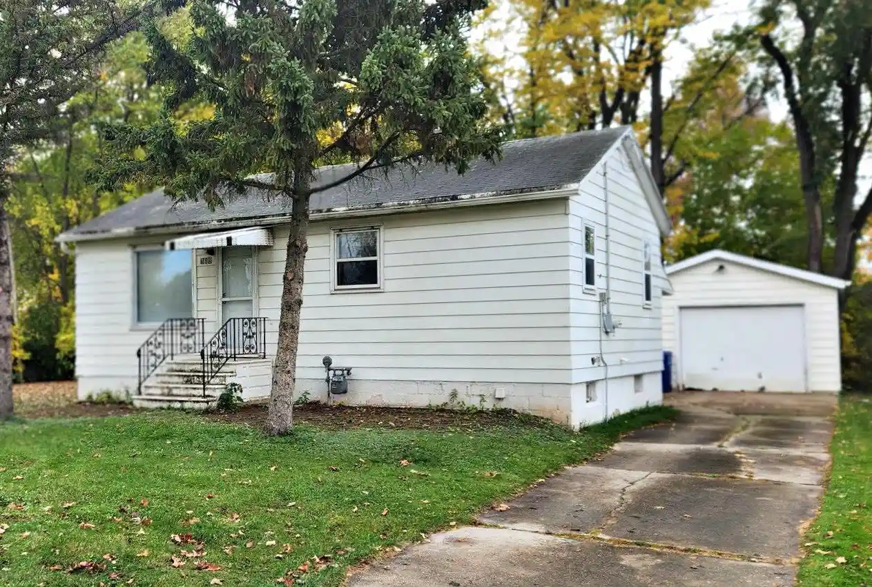 Single family home for sale at 1699 Badger St, Green Bay, WI 54303 | MLS# 50334908