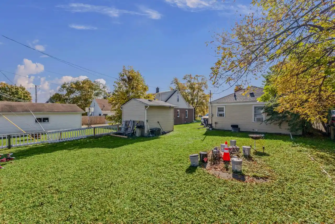 Photo 4 of Single family home for sale at 8618 W Cleveland Ave, Milwaukee, WI 53227 | MLS# 1986218 | Listing updated on 2026-10-26