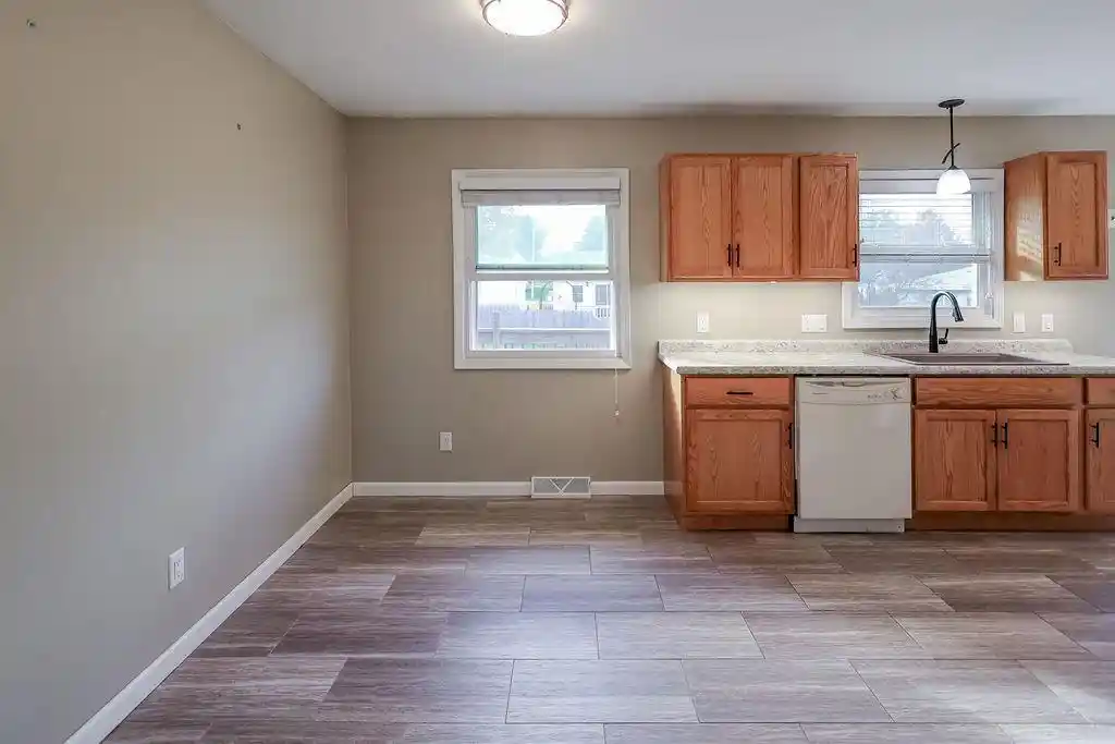 Photo 3 of Single family home for sale at 506 S Union St, Dodgeville, WI 53533 | MLS# 2035384 | Listing updated on 2026-10-26