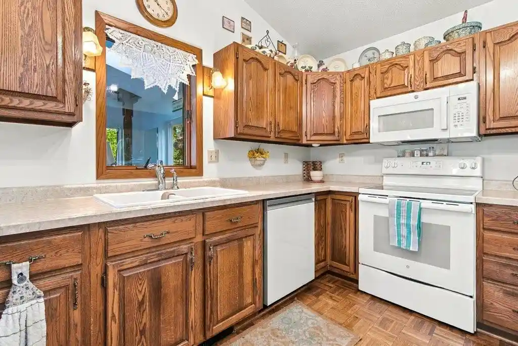 Photo 3 of Single family home for sale at 825 Ballentine Rd, Menomonie, WI 54751 | MLS# 1606277 | Listing updated on 2026-10-27