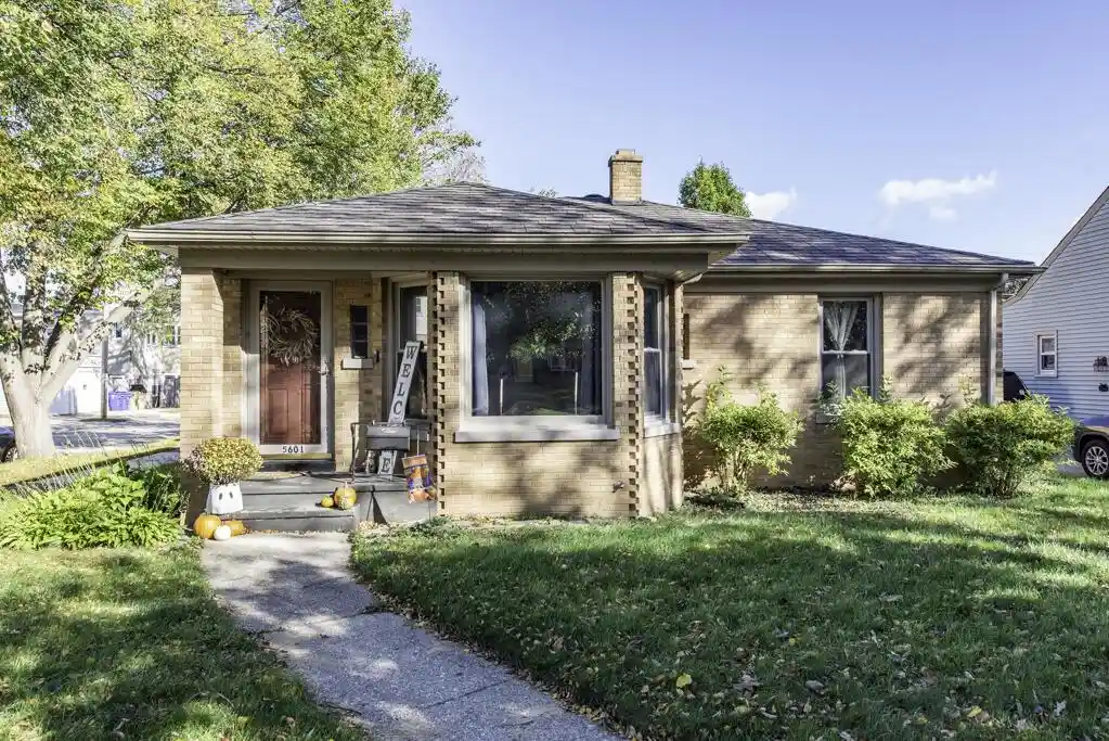 Photo 1 of Single family home for sale at 5601 35th Avenue, Kenosha, WI 53144 | MLS# 1986225 | Listing updated on 2026-10-28