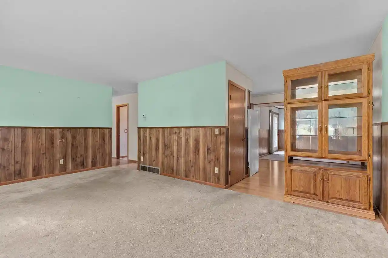 Photo 2 of Single family home for sale at 531 Sunrise Ln, Markesan, WI 53946 | MLS# 2035413 | Listing updated on 2026-10-28