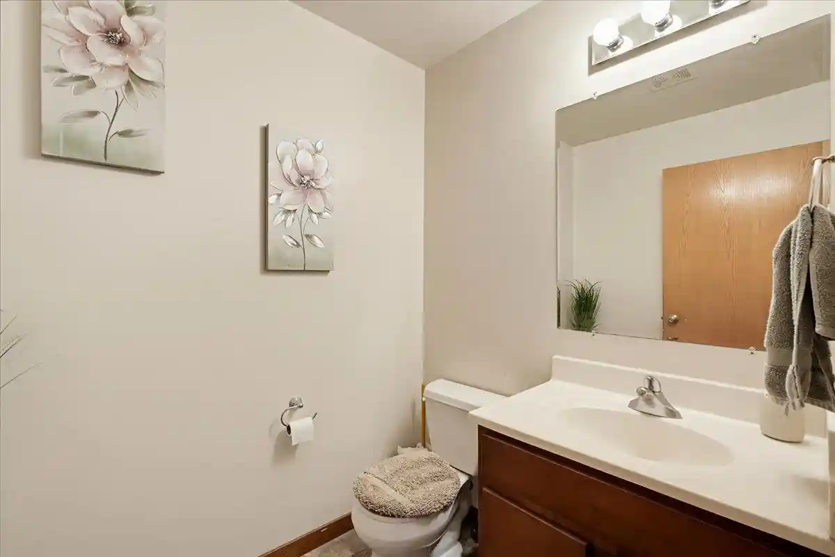 Photo 2 of Single family home for sale at 8 Katherine Ct, Madison, WI 53718 | MLS# 2035415 | Listing updated on 2026-10-27