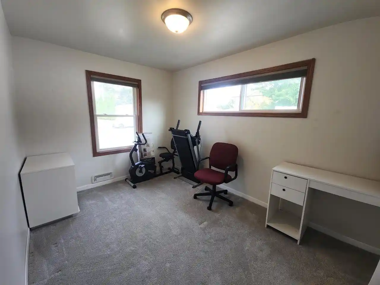 Photo 2 of Single family home for sale at 1659 Aldoro Dr, Waukesha, WI 53188 | MLS# 1986281 | Listing updated on 2026-10-27