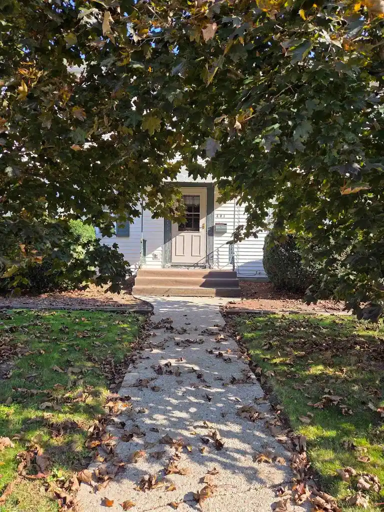 Photo 2 of Single family home for sale at 401 S Finch St, Horicon, WI 53032 | MLS# 2035417 | Listing updated on 2026-10-29