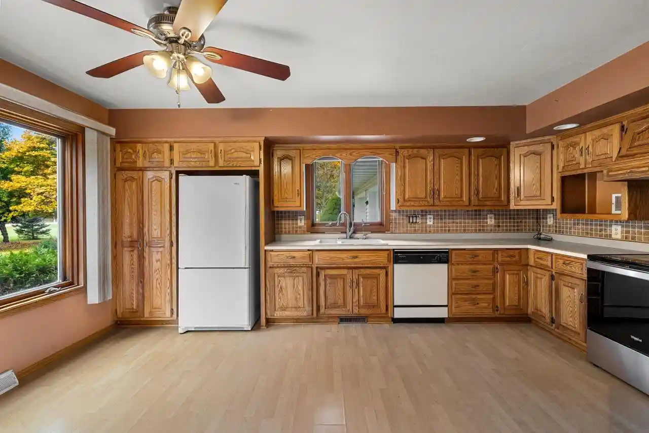 Photo 3 of Single family home for sale at 3240 Flintville Rd, Suamico, WI 54313 | MLS# 50334941 | Listing updated on 2026-10-28