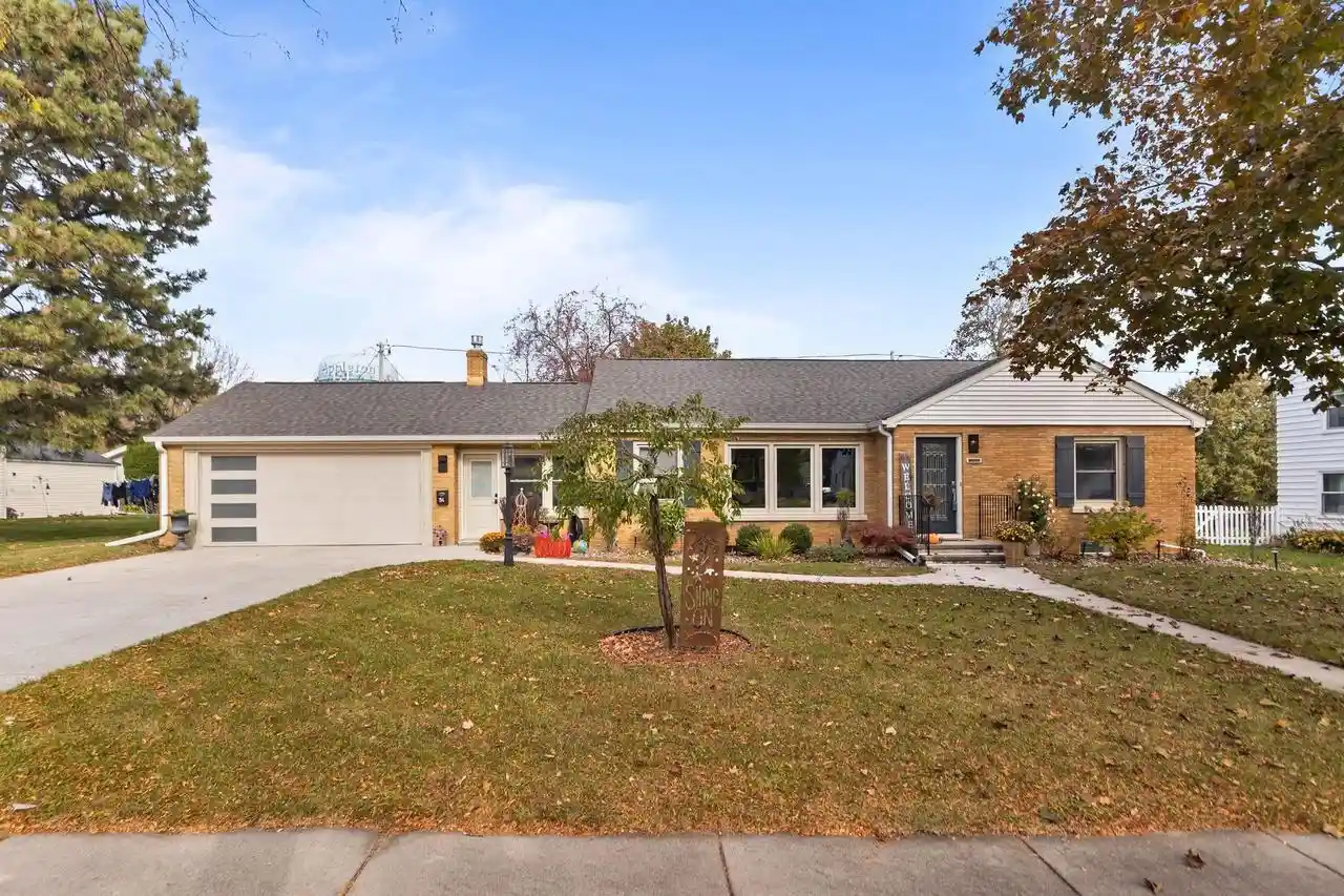 Single family home for sale at 114 E Byrd St, Appleton, WI 54911 | MLS# 50334938