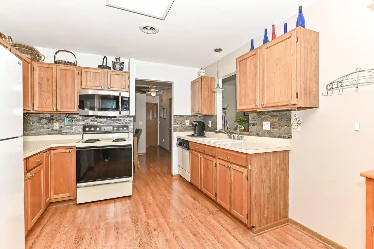 Photo 1 of Condo for sale at 6601 Mariner Dr #6, Mount Pleasant, WI 53406 | MLS# 1986312 | Listing updated on 2026-10-27