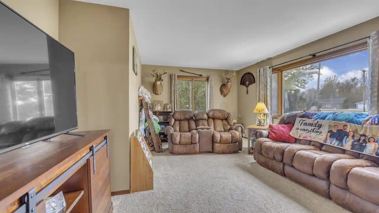 Photo 1 of Single family home for sale at N7701 Van Dyne Rd, Fond Du Lac, WI 54937 | MLS# 50334953 | Listing updated on 2026-10-27