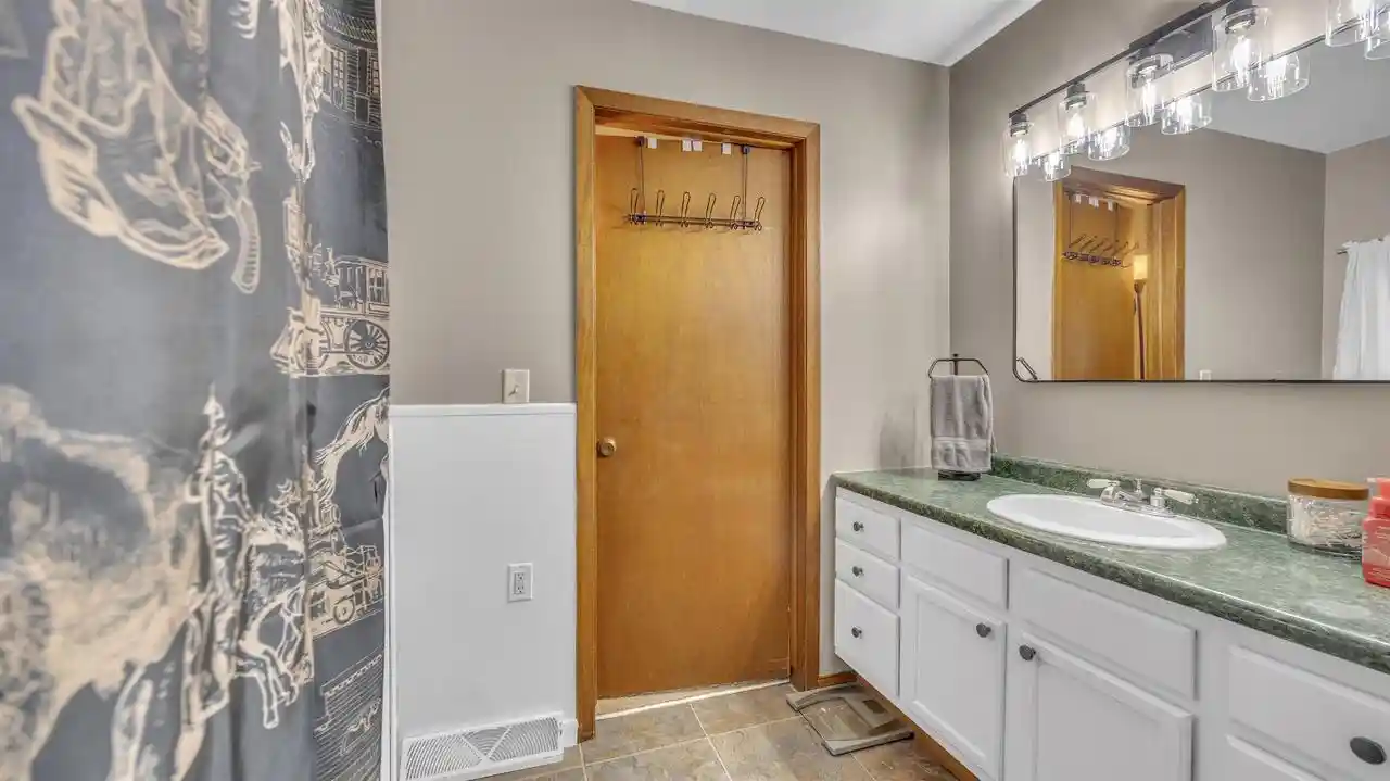 Photo 3 of Single family home for sale at N7701 Van Dyne Rd, Fond Du Lac, WI 54937 | MLS# 50334953 | Listing updated on 2026-10-27
