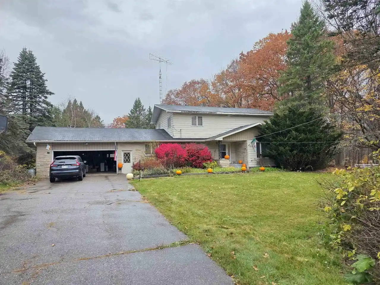 Single family home for sale at 144300 State Hwy 153, Mosinee, WI 54455 | MLS# 22605346