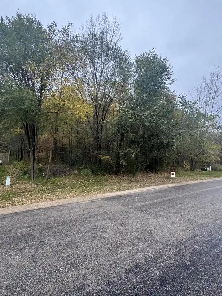 Photo 2 of Land for sale at 8890 Rollin Sunset Dr, Winona, MN 55987 | MLS# 1986328 | Listing updated on 2026-10-27