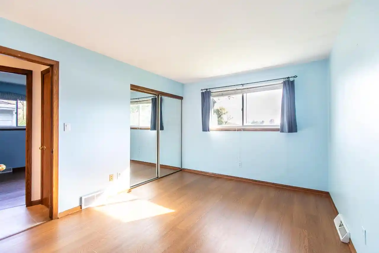 Photo 1 of Single family home for sale at 4907 Westway Ave, Racine, WI 53406 | MLS# 1986337 | Listing updated on 2026-10-28