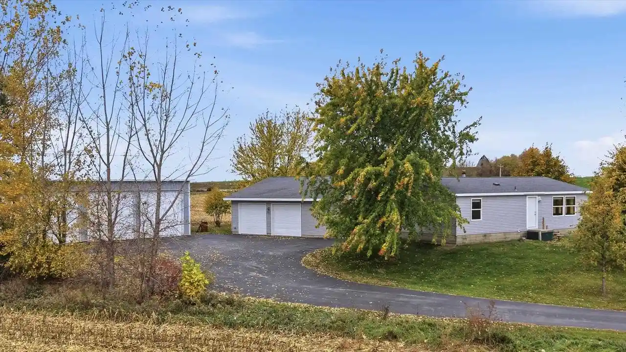 Single family home for sale at 1626 Old Wooden Brg Rd, Manitowoc, WI 54220 | MLS# 50334965