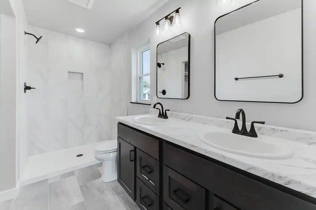 Photo 4 of Single family home for sale at 303 N 14th Avenue, Winneconne, WI 54986 | MLS# 50334971 | Listing updated on 2026-10-28