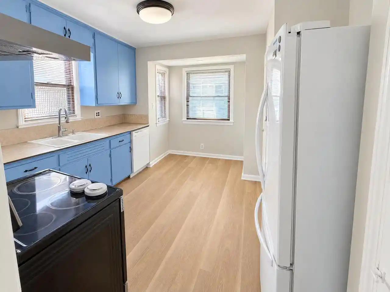 Photo 1 of Single family home for sale at 4319 S Lenox St, Milwaukee, WI 53207 | MLS# 1986345 | Listing updated on 2026-10-27