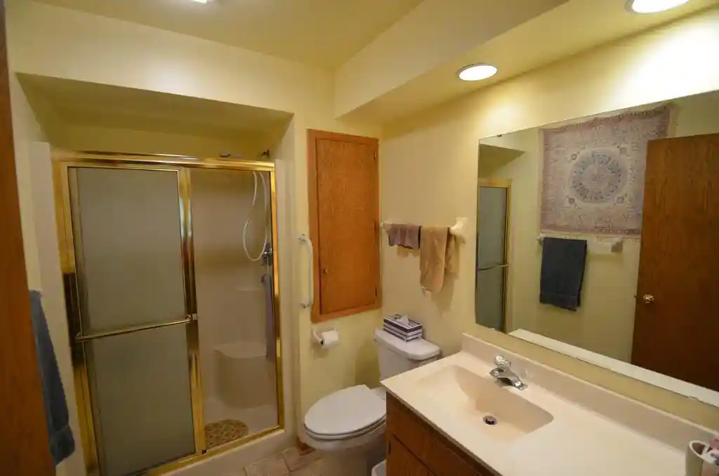 Listing Photo 5 - Condo for sale in building located at 250 Indian Mound Pkwy, Whitewater, WI 53190 - Unit #9
