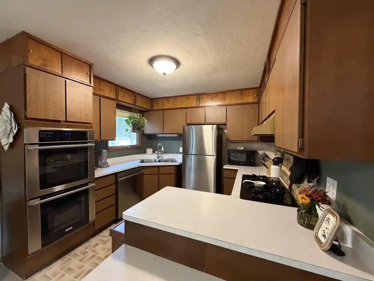 Photo 4 of Single family home for sale at 129 River St, Portage, WI 53901 | MLS# 2035474 | Listing updated on 2026-10-27