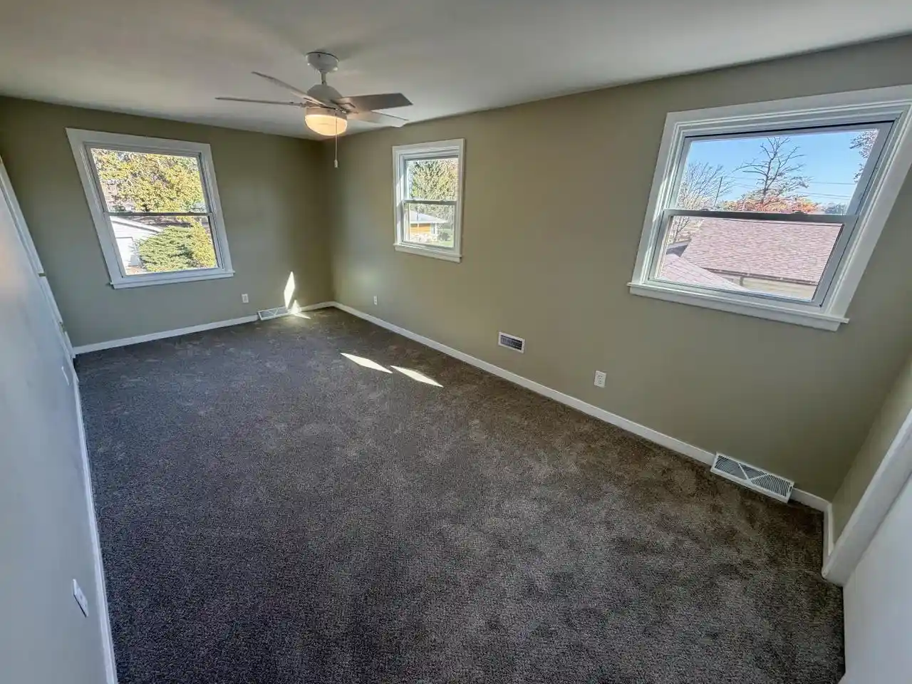 Photo 4 of Single family home for sale at 6421 W Leroy Ave, Milwaukee, WI 53220 | MLS# 1986366 | Listing updated on 2026-10-28
