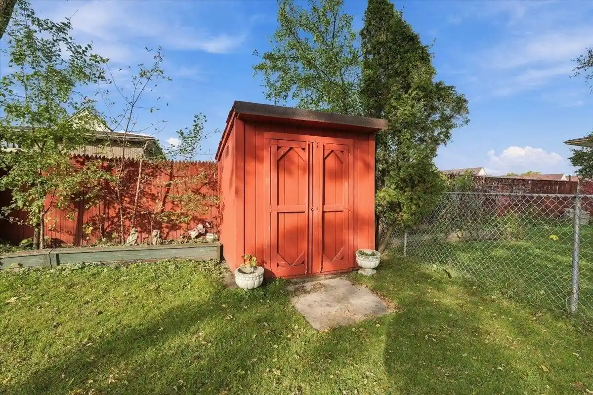 Photo 3 of Single family home for sale at 4015 S 76th Street, Milwaukee, WI 53220 | MLS# 1986370 | Listing updated on 2026-10-28