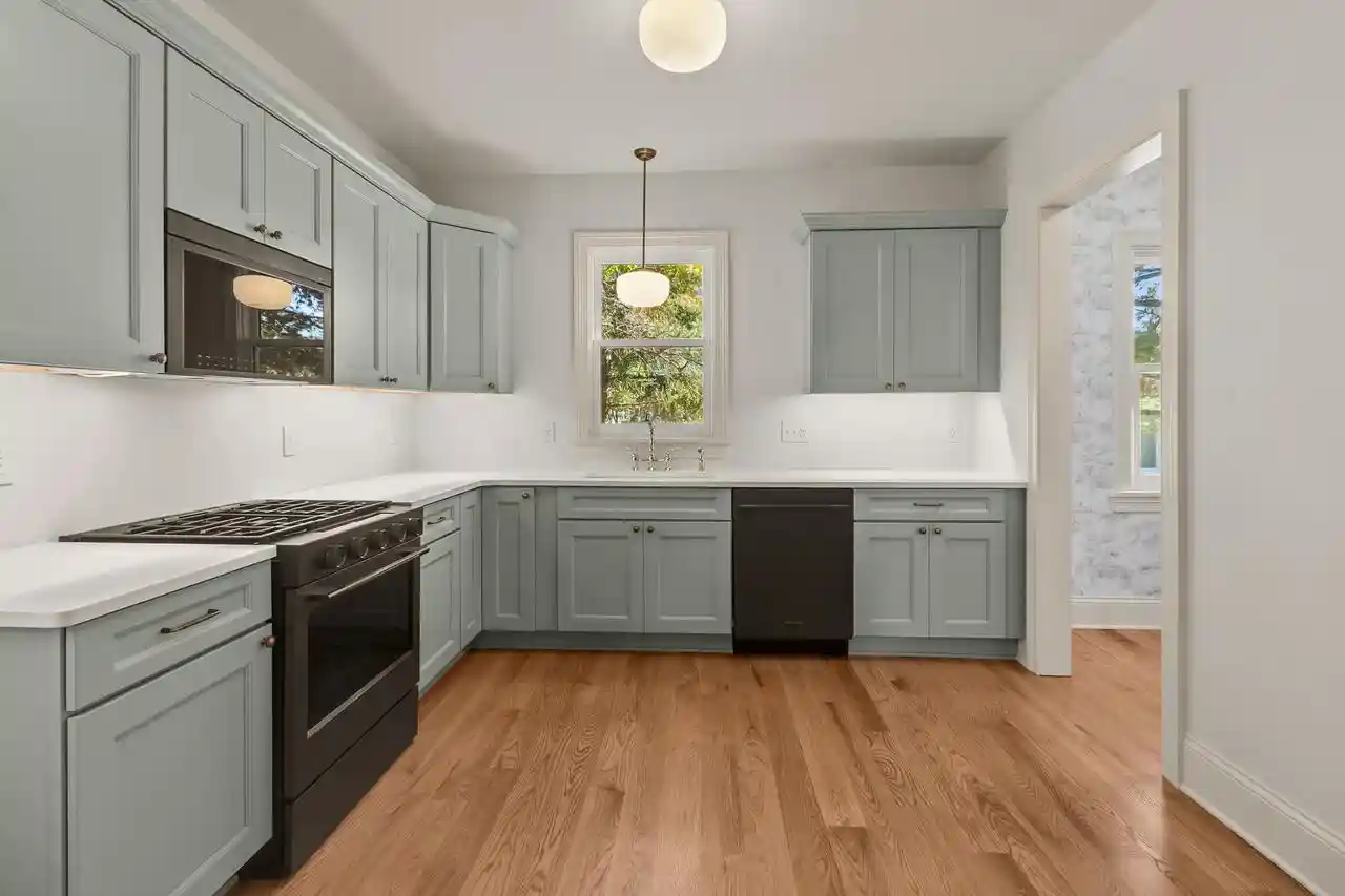 Photo 4 of Single family home for sale at 543 Madison St, Lake Geneva, WI 53147 | MLS# 1986374 | Listing updated on 2026-10-28