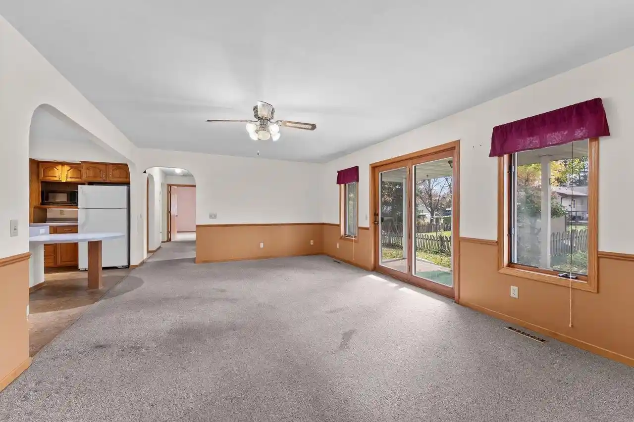 Photo 4 of Single family home for sale at 1012 4th Street, Baraboo, WI 53913 | MLS# 2035488 | Listing updated on 2026-10-29