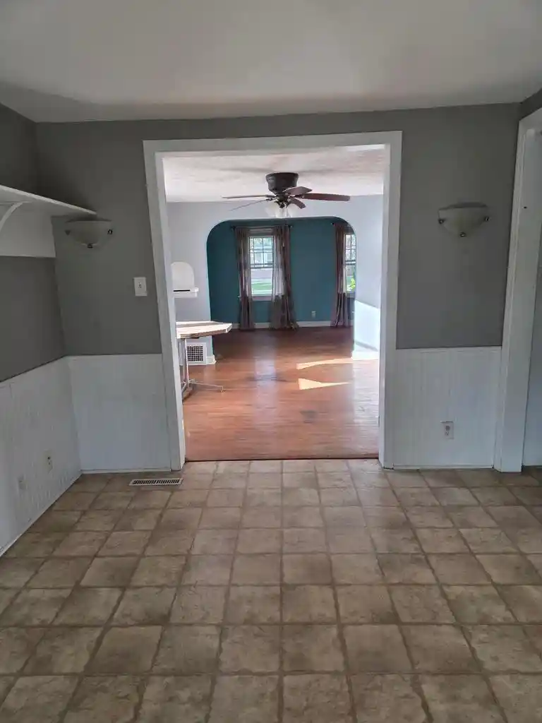 Photo 3 of Single family home for sale at 421 Whitney St, Kaukauna, WI 54130 | MLS# 1986390 | Listing updated on 2026-10-28