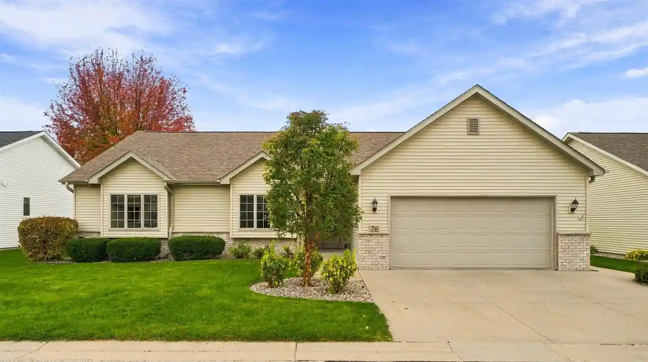 Photo 1 of Condo for sale at 76 Penbrook Cir #39, Appleton, WI 54913 | MLS# 50334989 | Listing updated on 2026-10-28